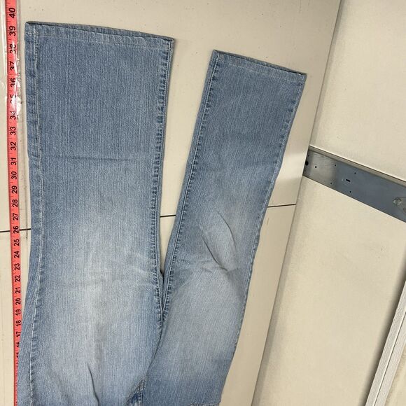 Chico’s Additions Bootcut Jeans Size 3 (16) Blue High Rise Light Wash Stretch - Picture 6 of 10